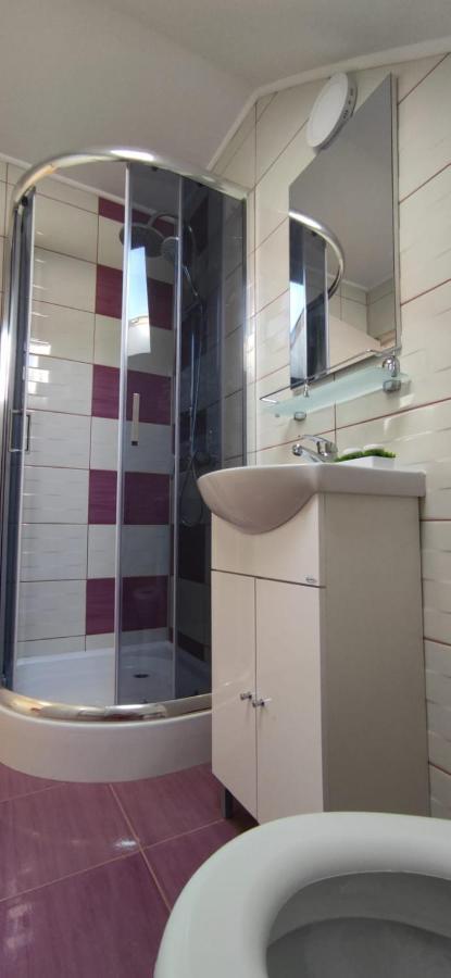 Calypso Rooms Făgăraş Buitenkant foto