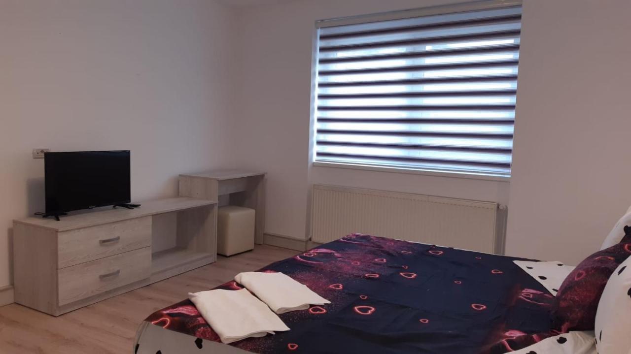 Calypso Rooms Făgăraş Buitenkant foto